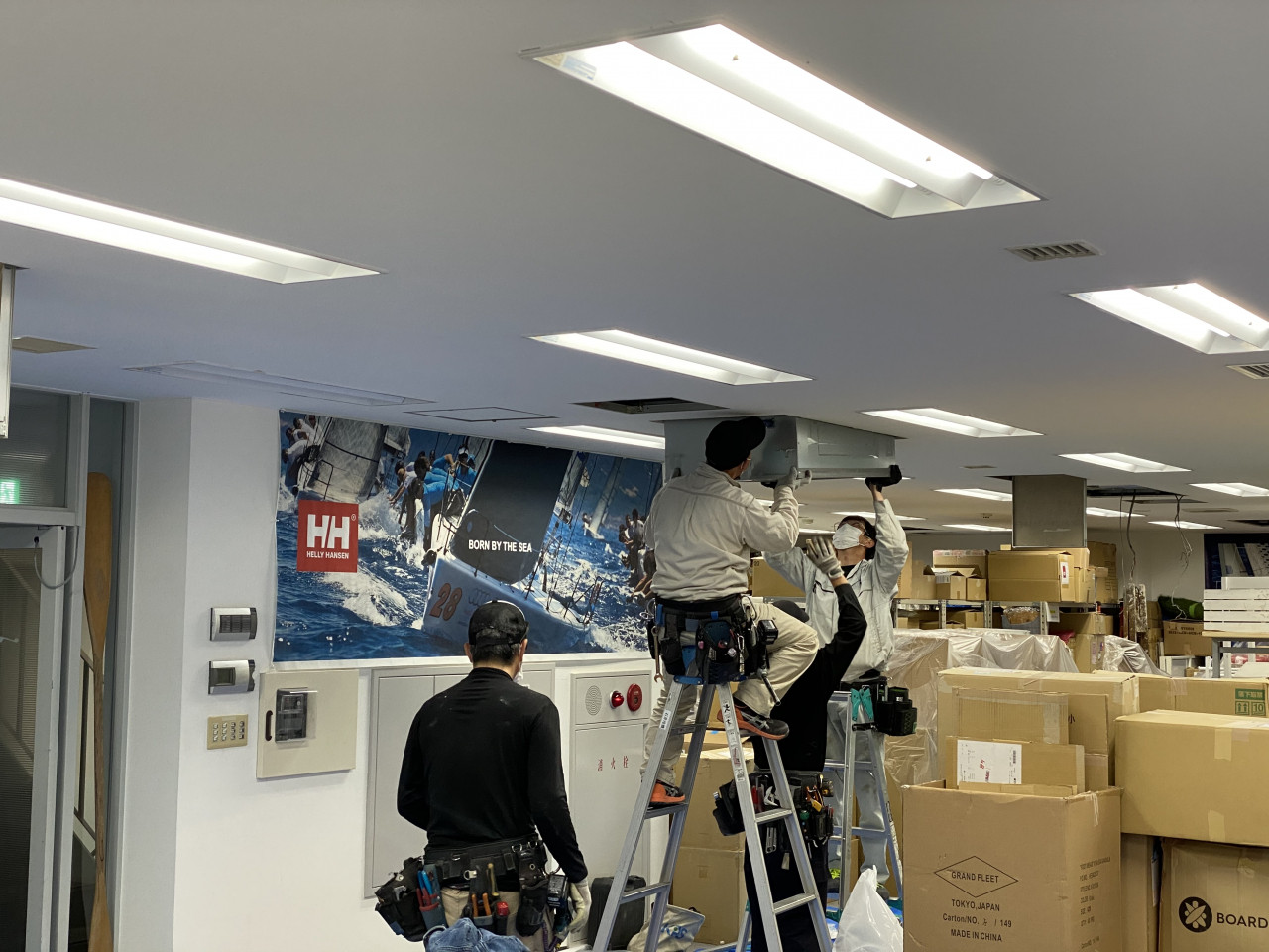 施工中 (63)